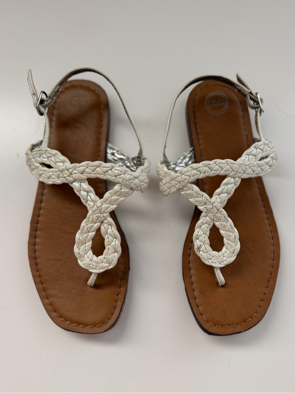 wonder nation White Braided Toe-Loop Sandals